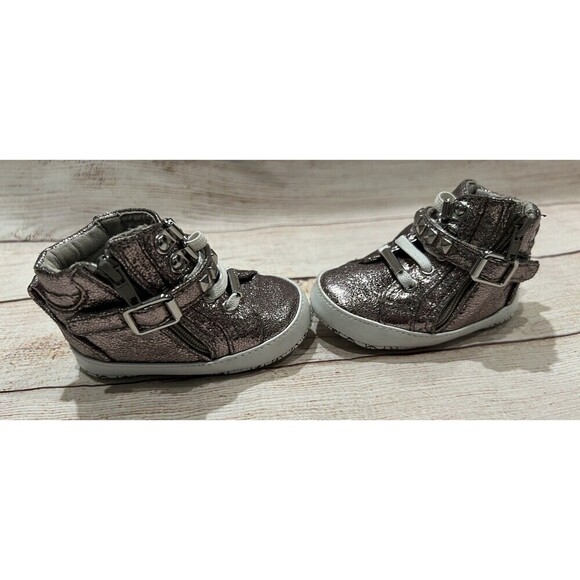 Michael Kors Rose Gold baby Girl sneakers size 3 - High Top Zip Side - Picture 1 of 9